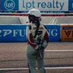 Jak wybrać kask do rajdów samochodowych? Homologacje FIA, interkom i rozmiar
